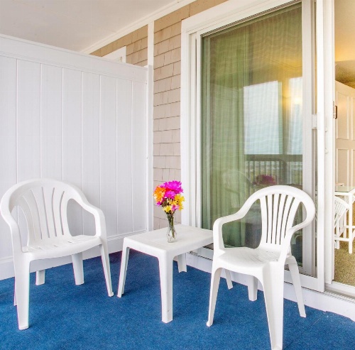 Sandcastle Resort image 34